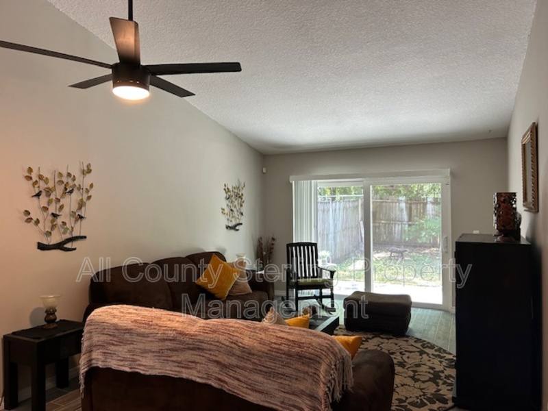 Apartment for rent at 5908 Branch Dr, Orlando, FL 32822