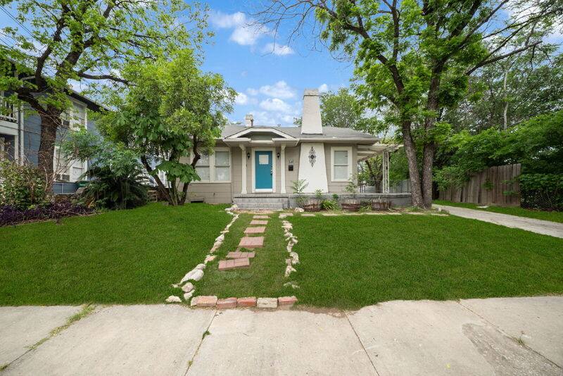 Apartment for rent at 629 E Woodlawn Ave, San Antonio, TX 78212