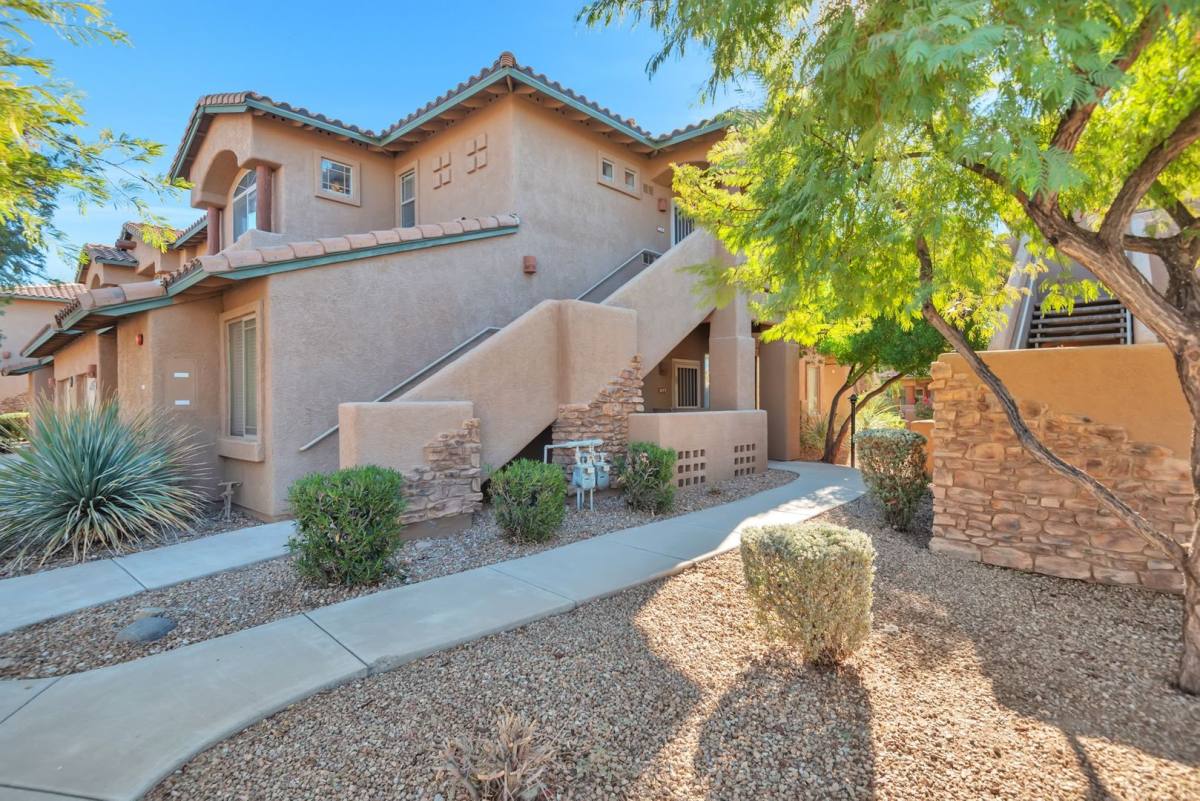 Condo for rent at 11500 E Cochise Dr, Scottsdale, AZ 85259