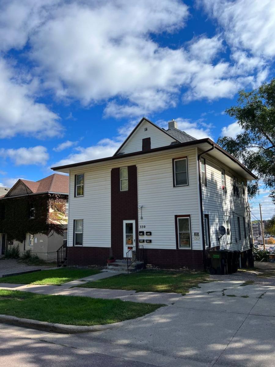 Apartment for rent at 330 N Spring Ave, Sioux Falls, SD 57104