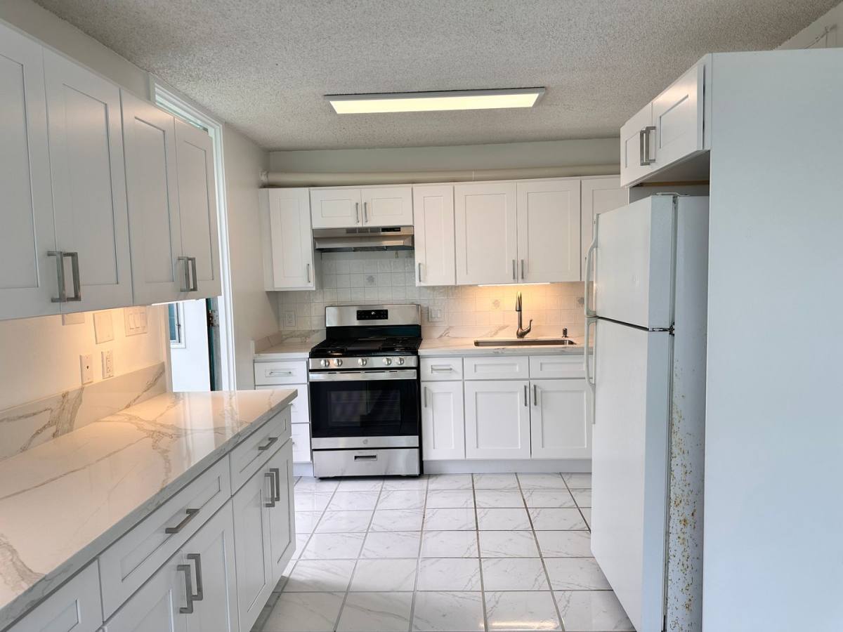 Townhouse for rent at 188 Hale St, Hilo, HI 96720