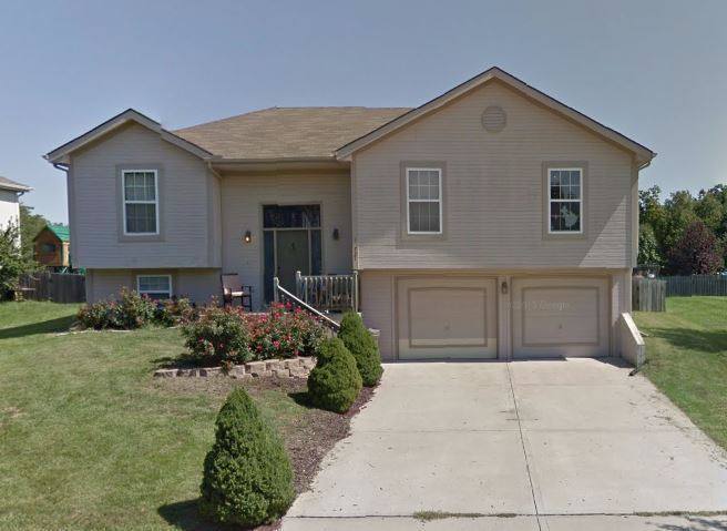 House for rent at 11721 N Campbell St, Kansas City, MO 64155