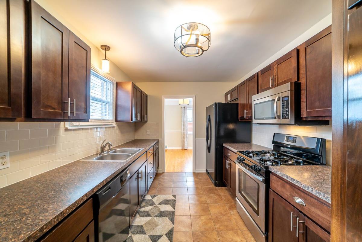 House for rent at 868 Kirk Dr SE, Grand Rapids, MI 49546