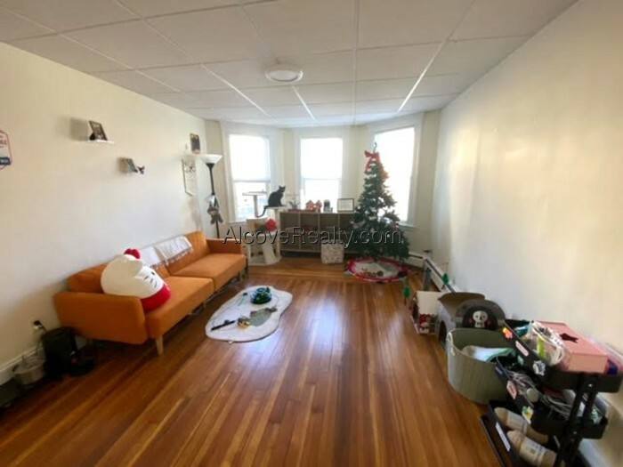 Apartment for rent at 112 Thurston St #1, Somerville, MA 02145