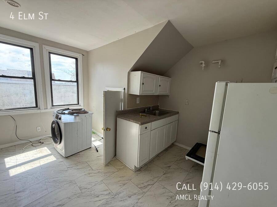 Apartment for rent at 4 Elm St, Mount Vernon, NY 10550