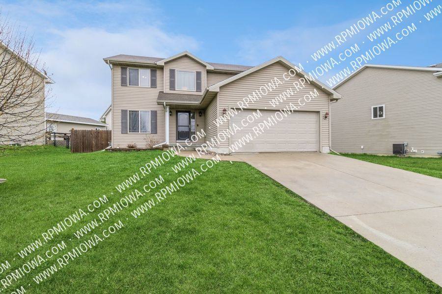 House for rent at 5211 NE Hillcrest Dr, Ankeny, IA 50021