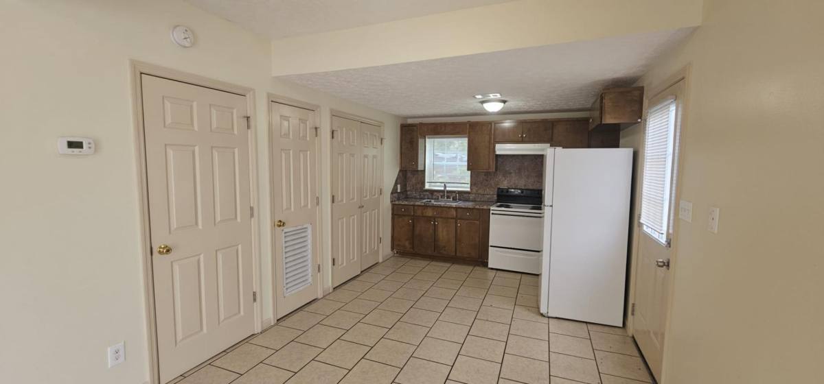 Townhouse for rent at 105 McDuffie St #4, Buena Vista, GA 31803
