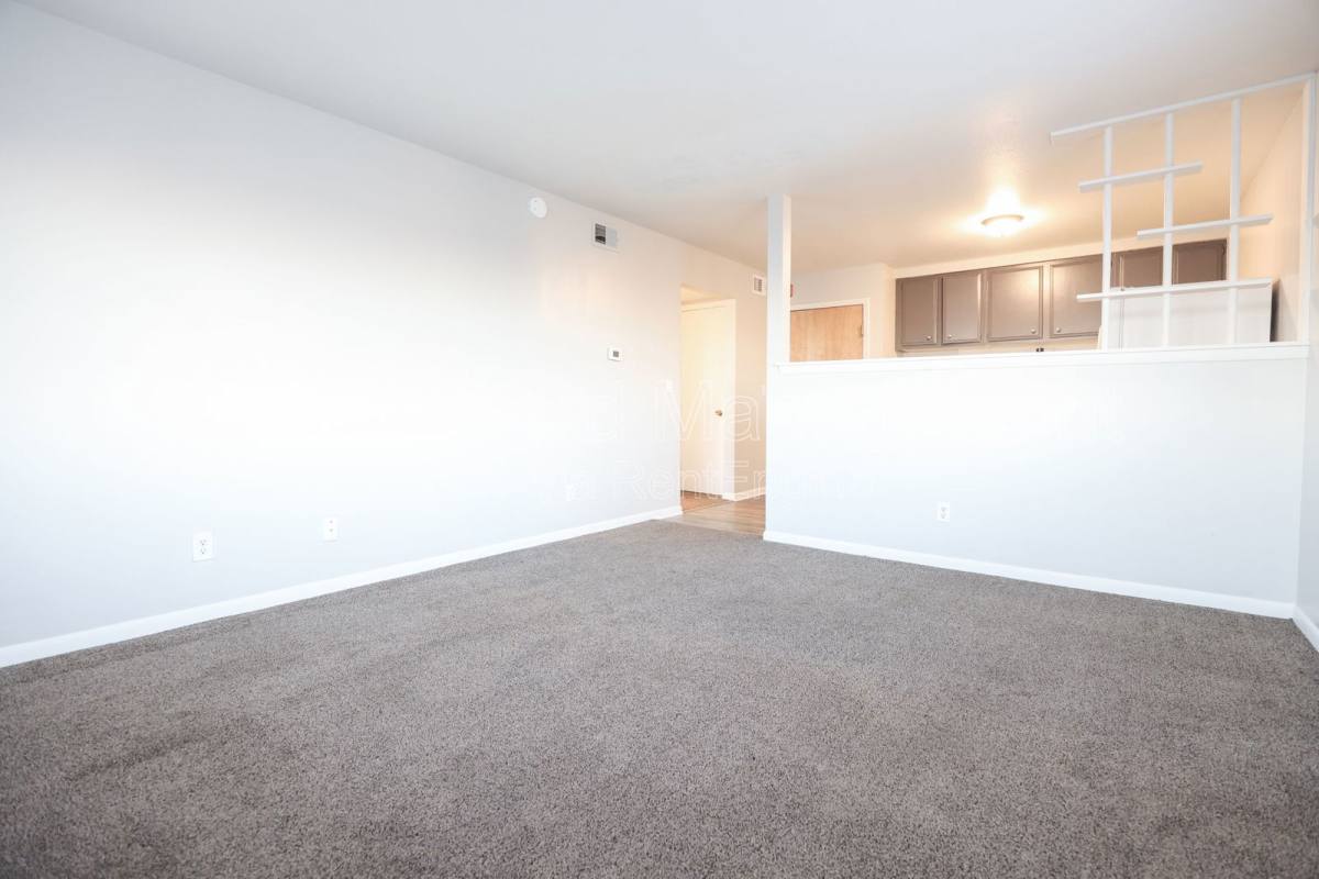 Apartment for rent at 2206 K St #1, Omaha, NE 68107