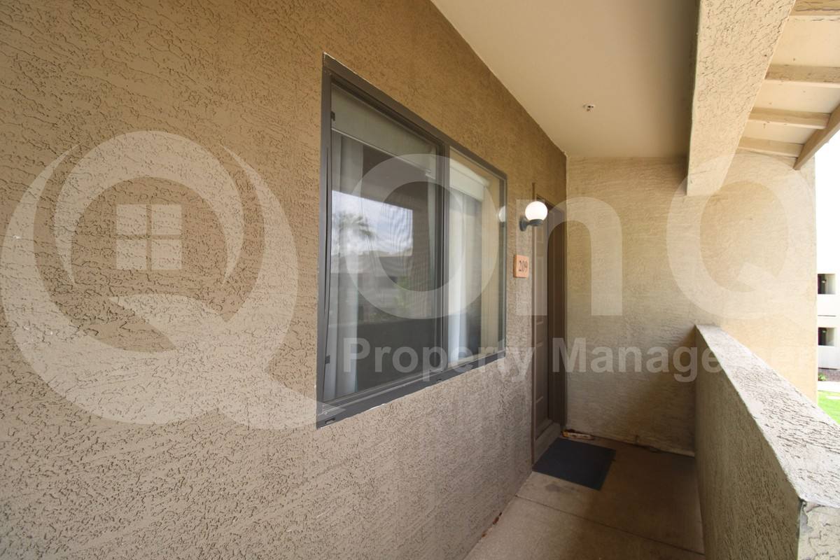 Condo for rent at 3301 E Earll Dr #209, Phoenix, AZ 85018