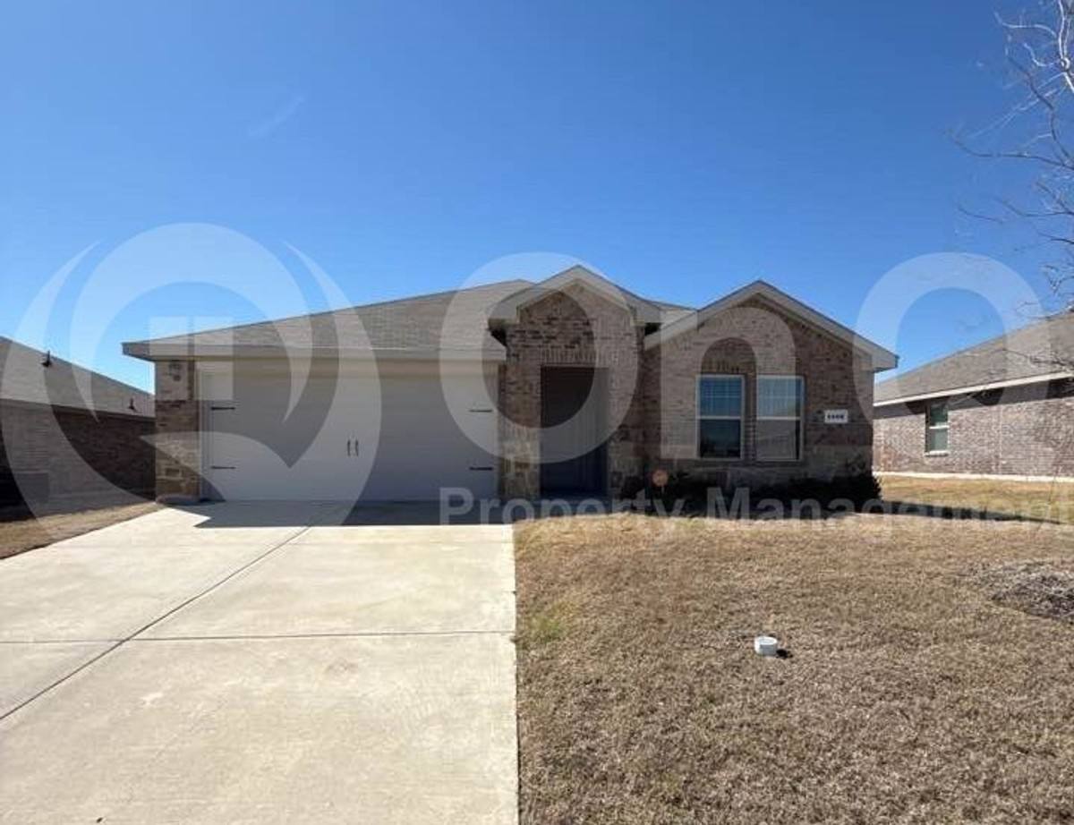 House for rent at 1408 Thunder Canyon Way, Royse City, TX 75189