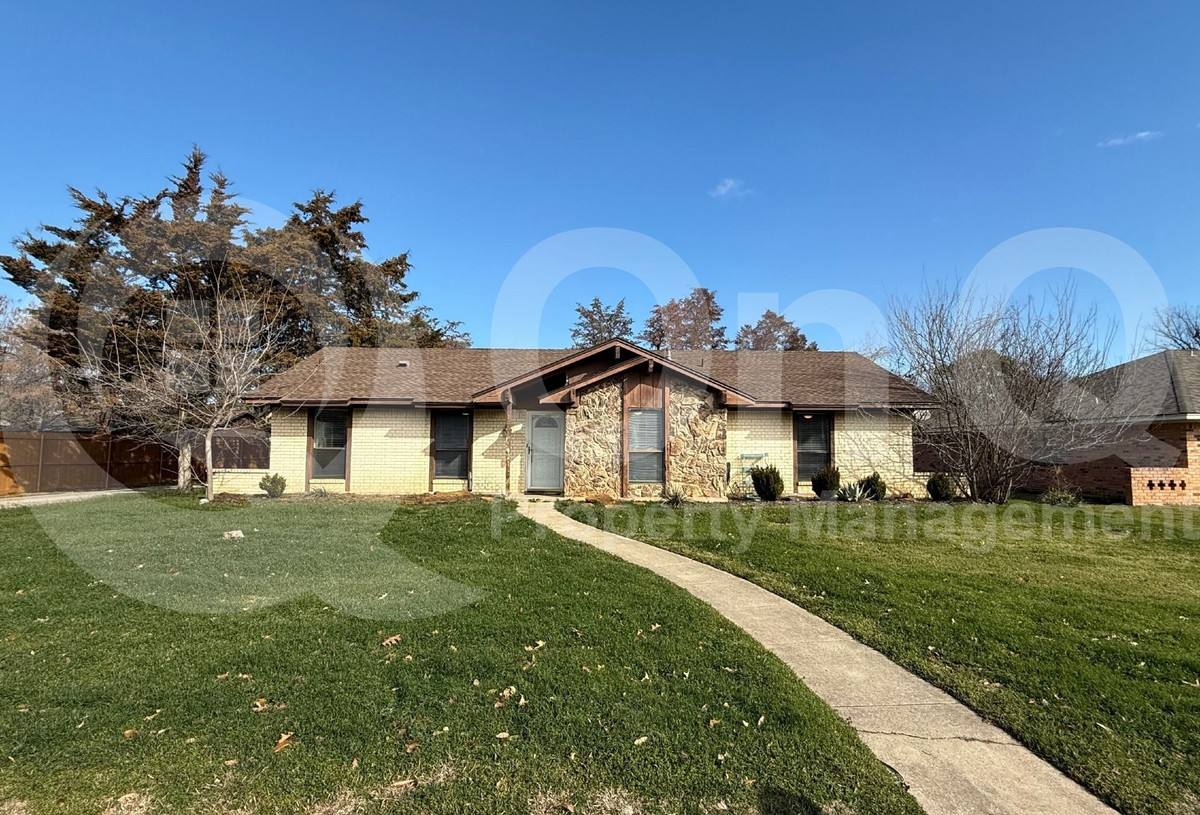 House for rent at 69 Lakewood Dr, Lake Dallas, TX 75065