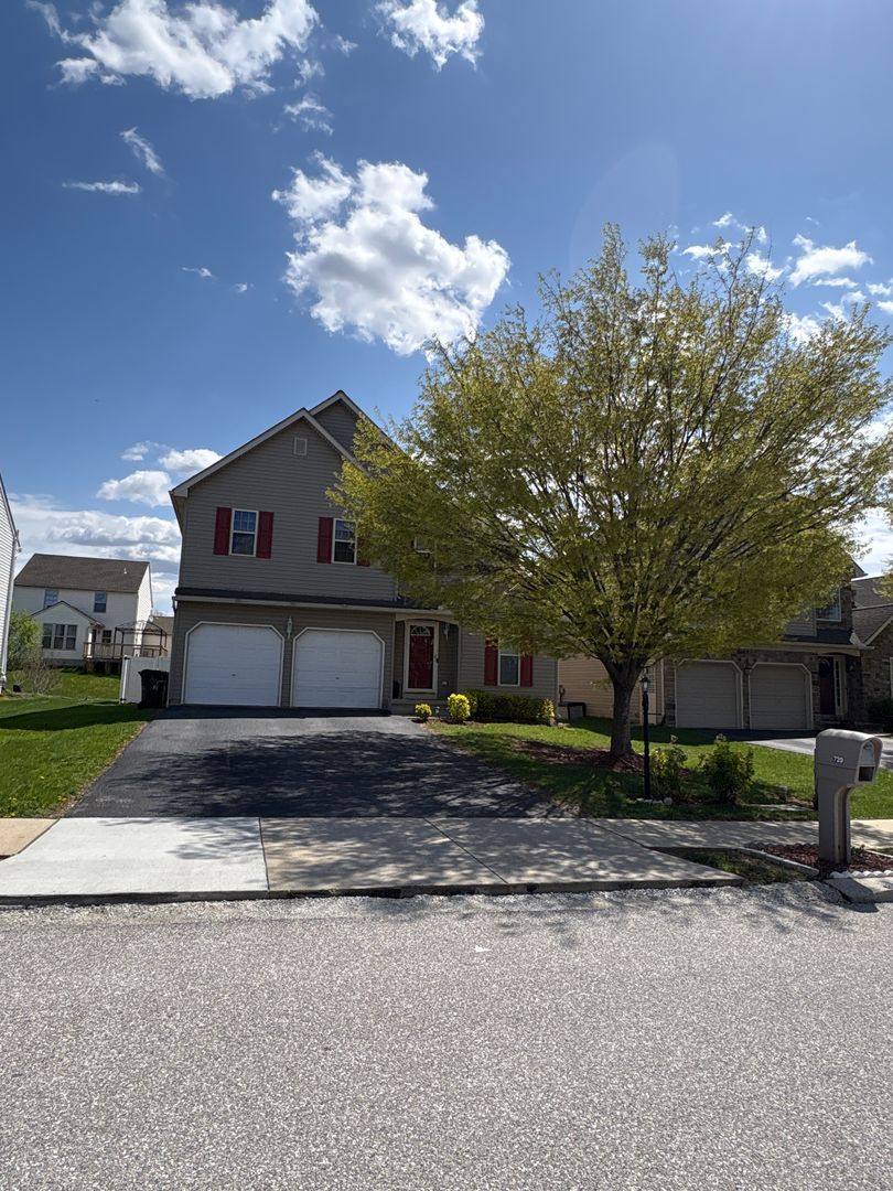 House for rent at 720 Strayer Dr, Windsor, PA 17366
