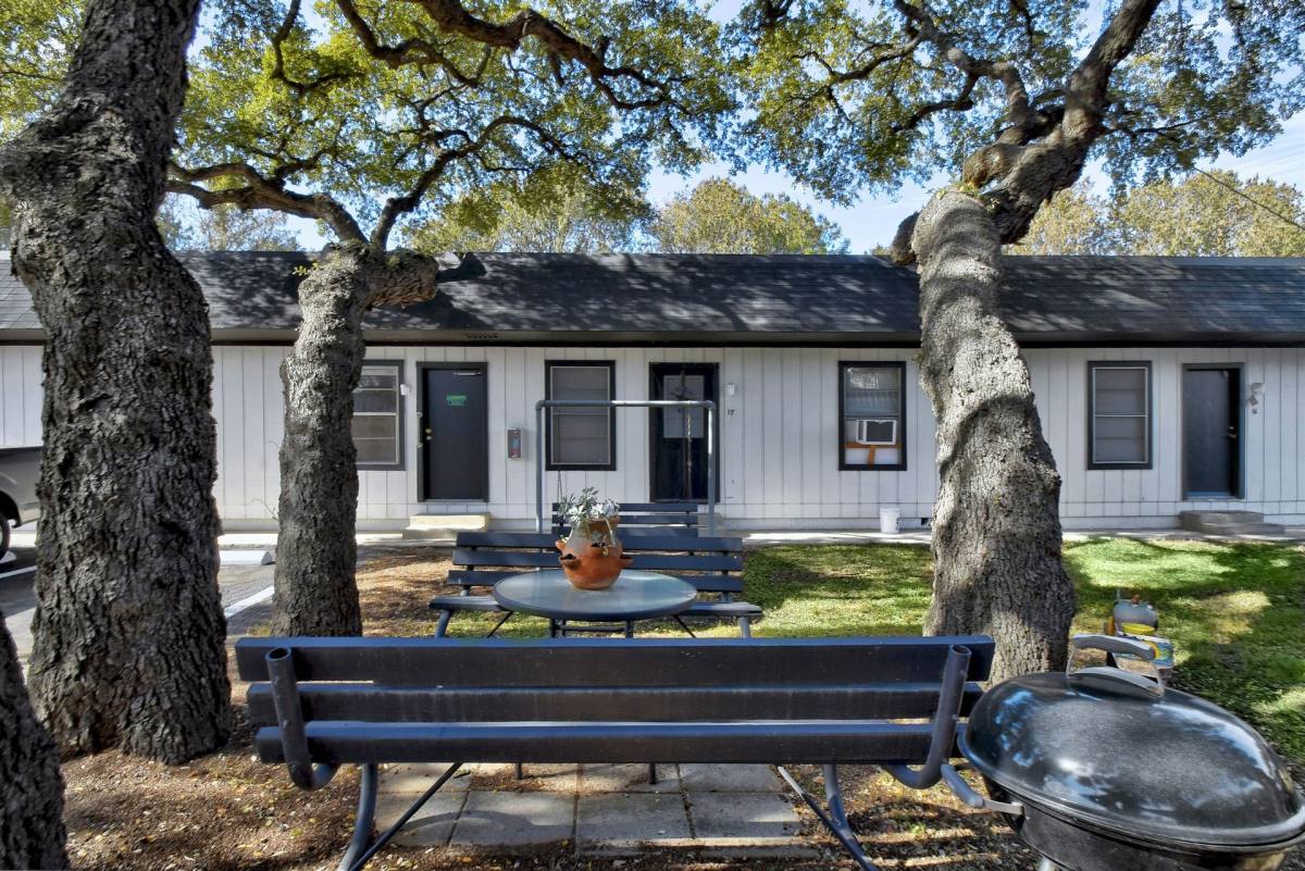 Apartment for rent at 1605 Water St, Kerrville, TX 78028