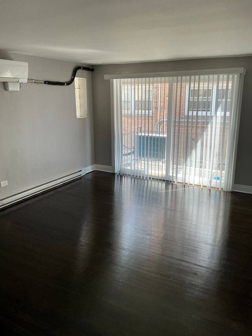 Apartment for rent at 14016 S Atlantic, Riverdale, IL 60827
