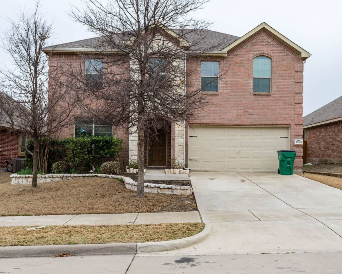 House for rent at 3010 Pinecrest Dr, Melissa, TX 75454