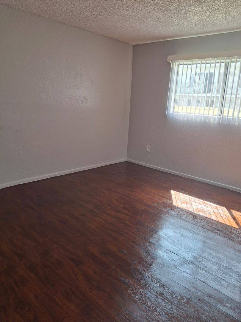 Apartment for rent at 12001 Runnymede St, North Hollywood, CA 91605