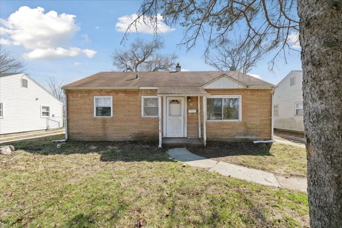House for rent at 415 Mayfair Blvd, Toledo, OH 43612