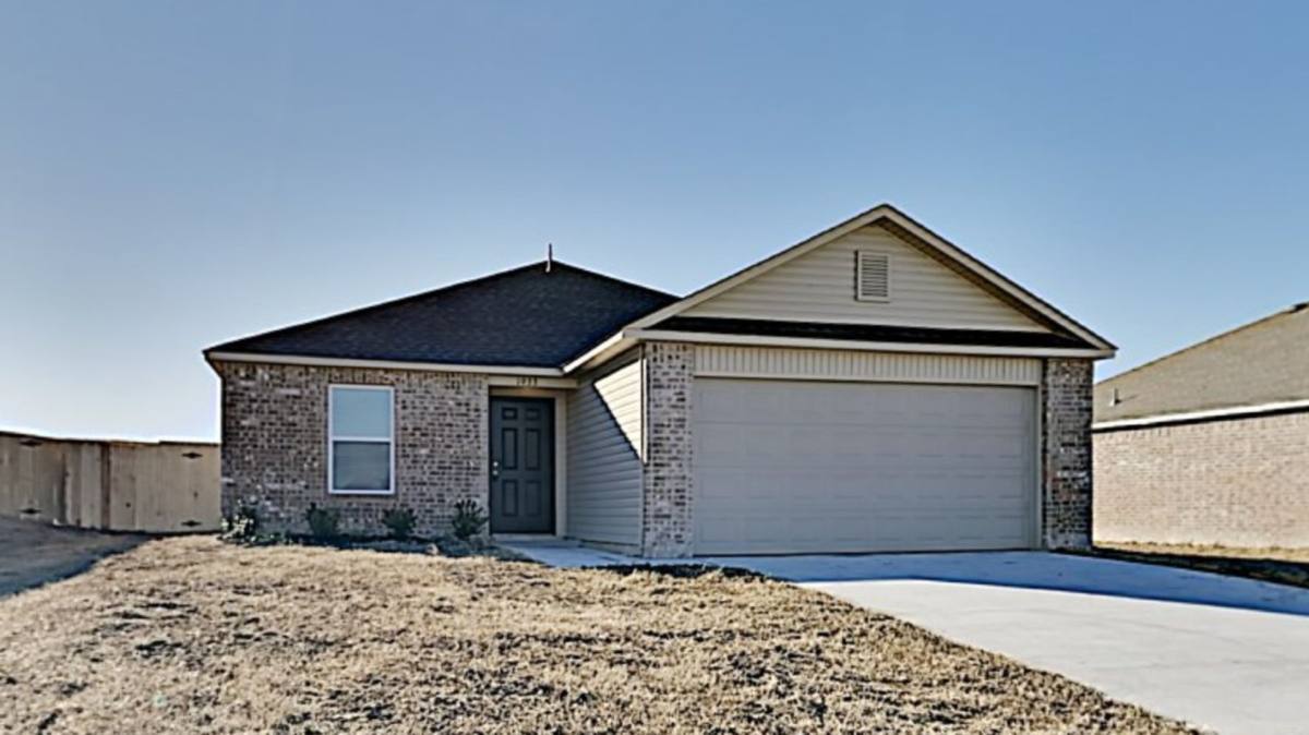 House for rent at 1933 Timberdale Dr, Shawnee, OK 74804