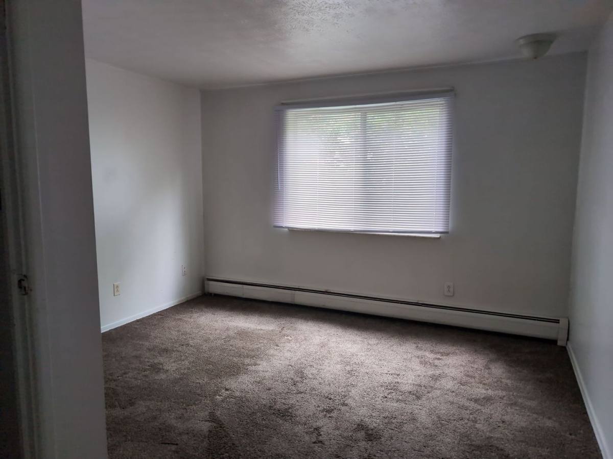 Apartment for rent at 2785 Queen City Ave, Cincinnati, OH 45238