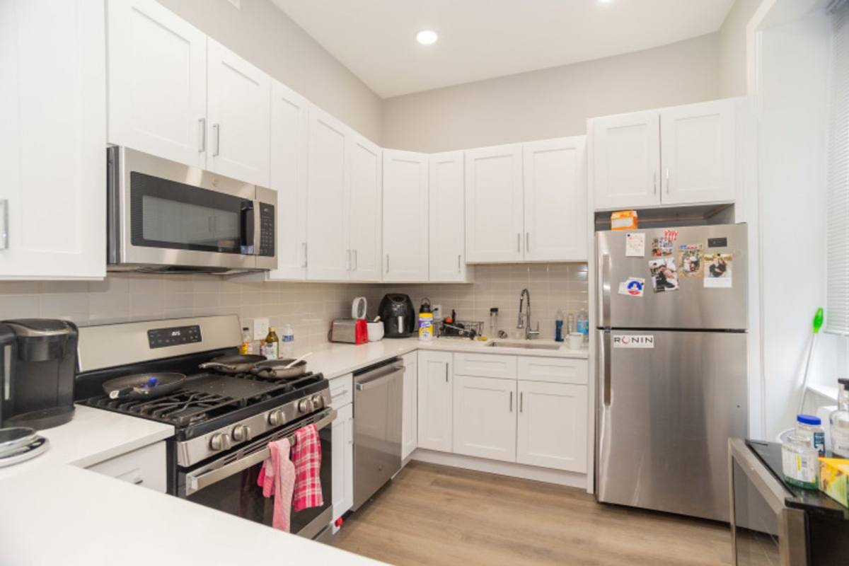 Apartment for rent at 801 N Wabash Ave, Chicago, IL 60611
