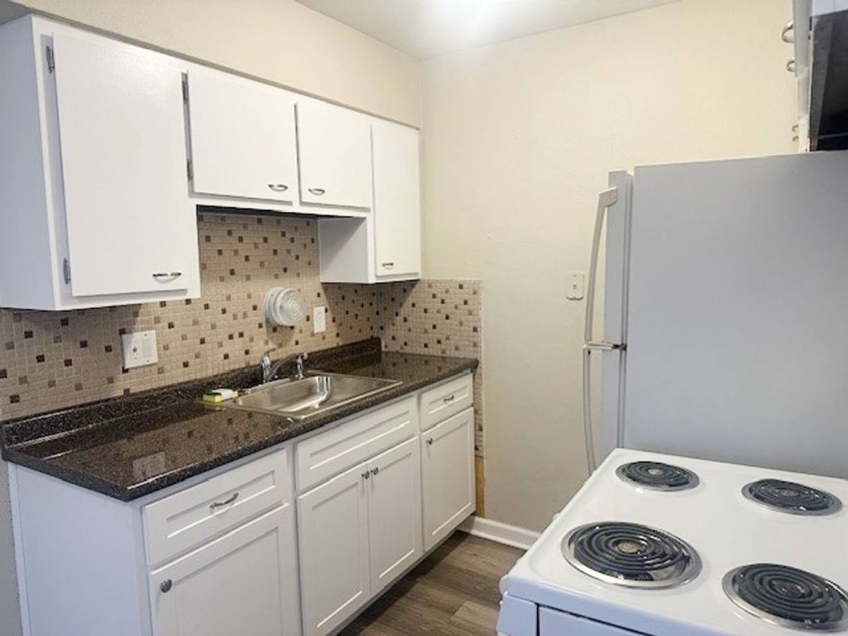 Apartment for rent at 4718-4720 Nebraska Ave, Saint Louis, MO 63111