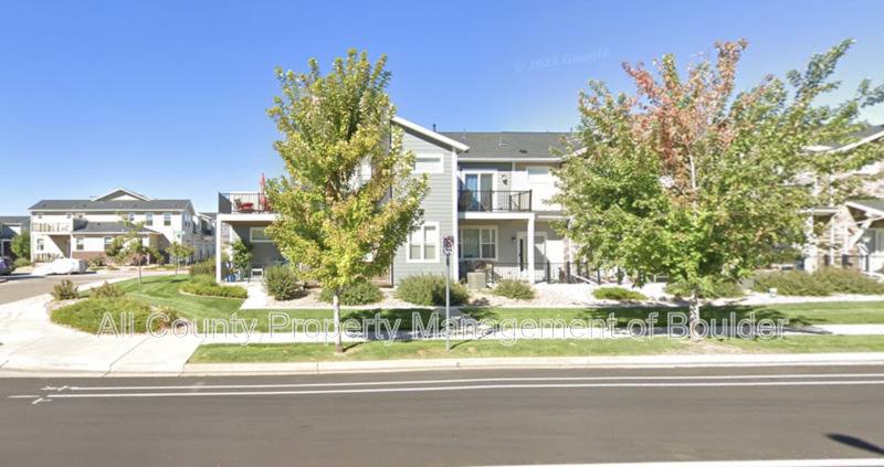 Townhouse for rent at 779 Robert St, Longmont, CO 80503