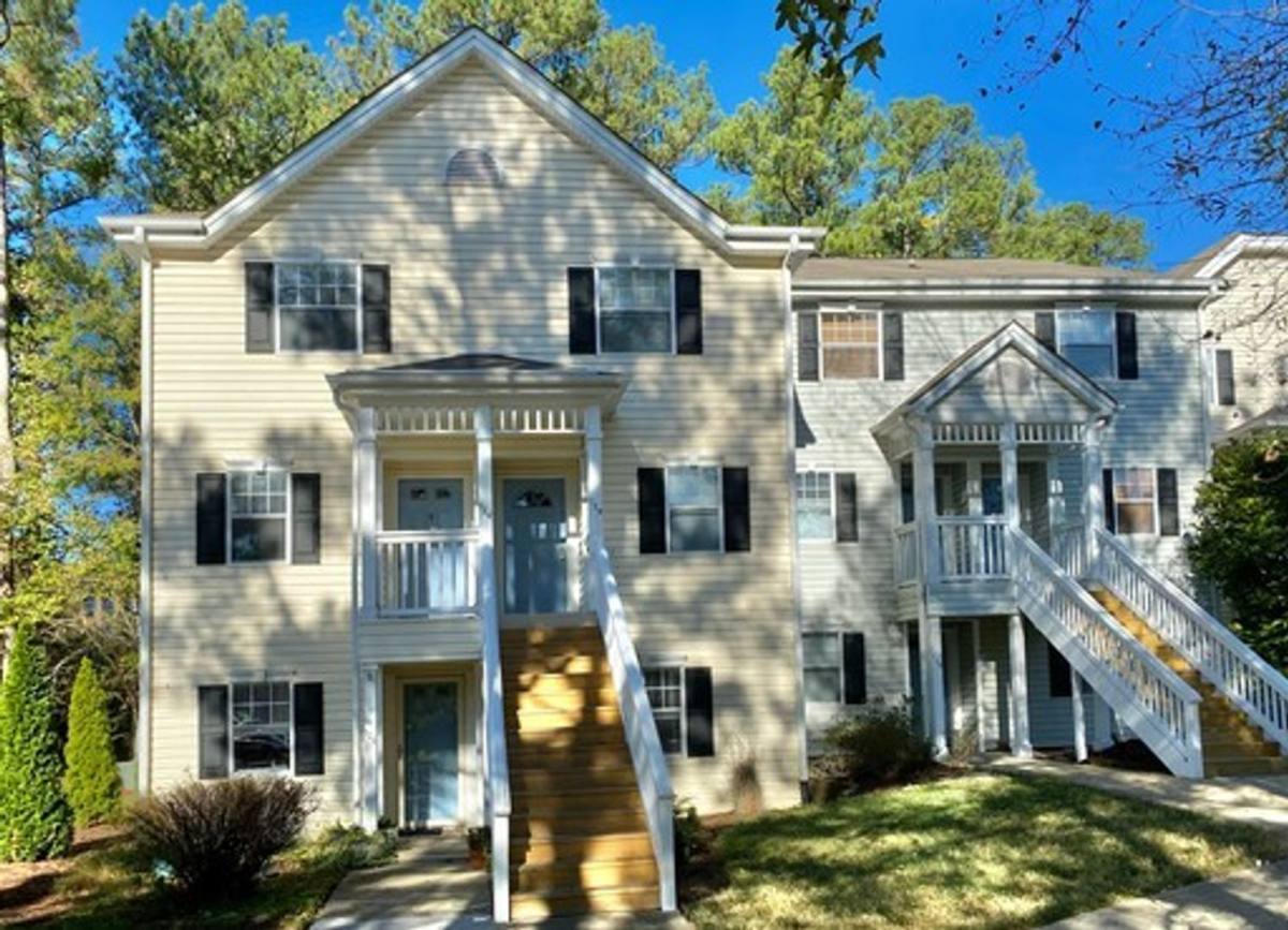 Townhouse for rent at 221 Schultz St, Chapel Hill, NC 27514