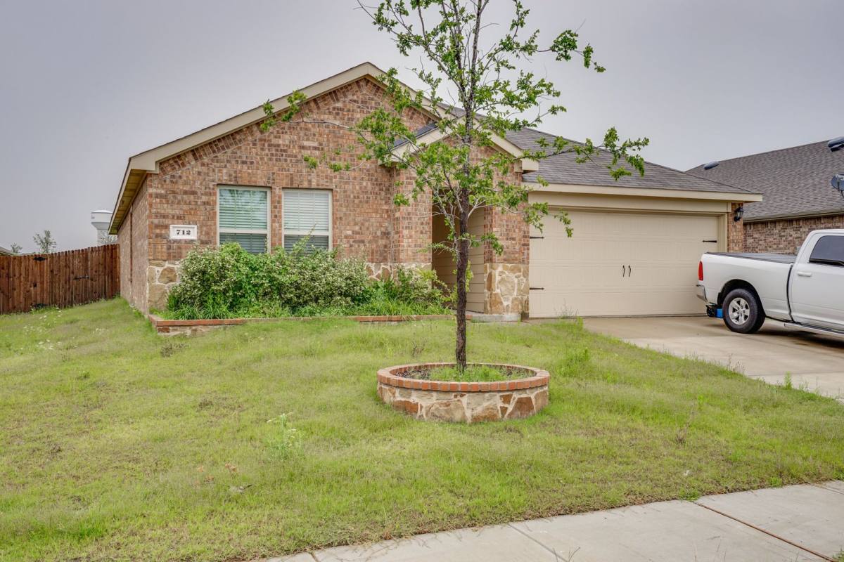 House for rent at 712 Cottonwood Way, Royse City, TX 75189
