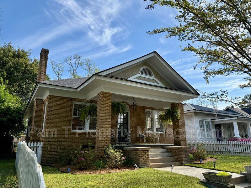 Apartment for rent at 310 E 49th St, Savannah, GA 31405