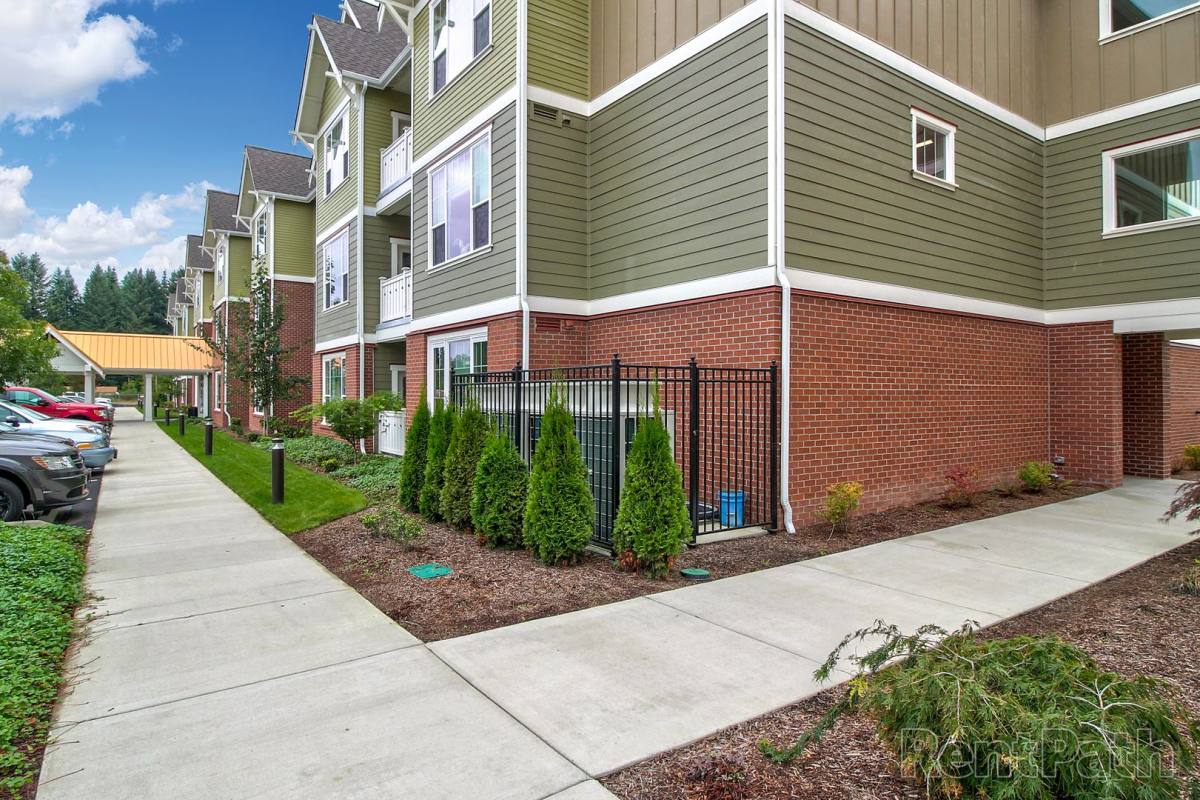 Apartment for rent at 4520 Henderson Blvd SE, Olympia, WA 98501