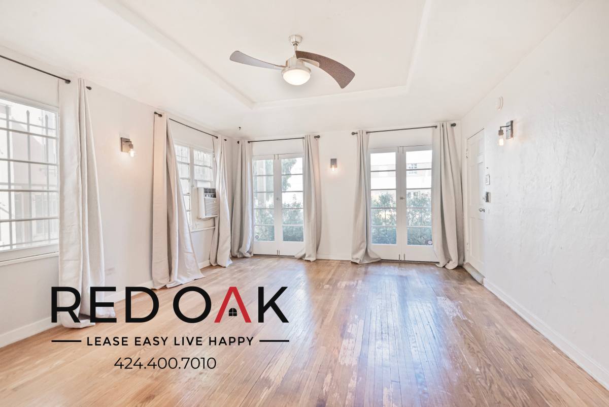 Condo for rent at 661 S Cloverdale Ave #3, Los Angeles, CA 90036