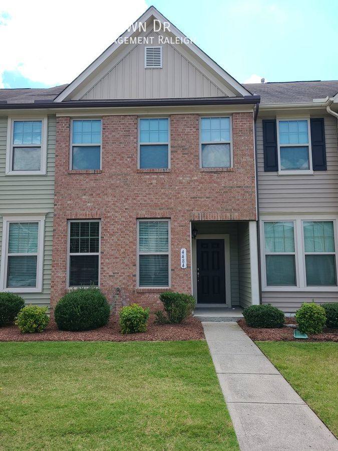 Townhouse for rent at 4484 Middletown Dr, Wake Forest, NC 27587