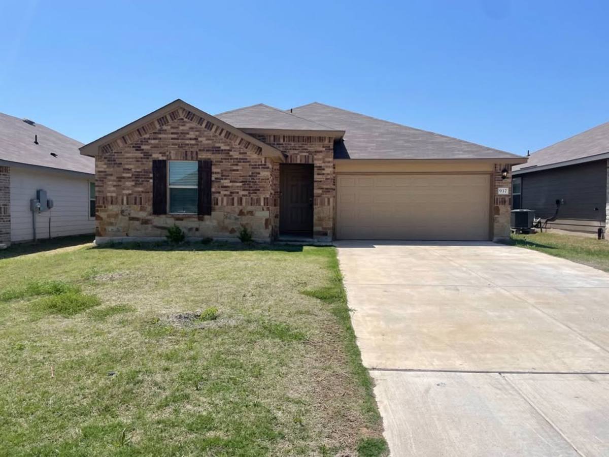 House for rent at 937 Oxford Lane, Troy, TX 76579