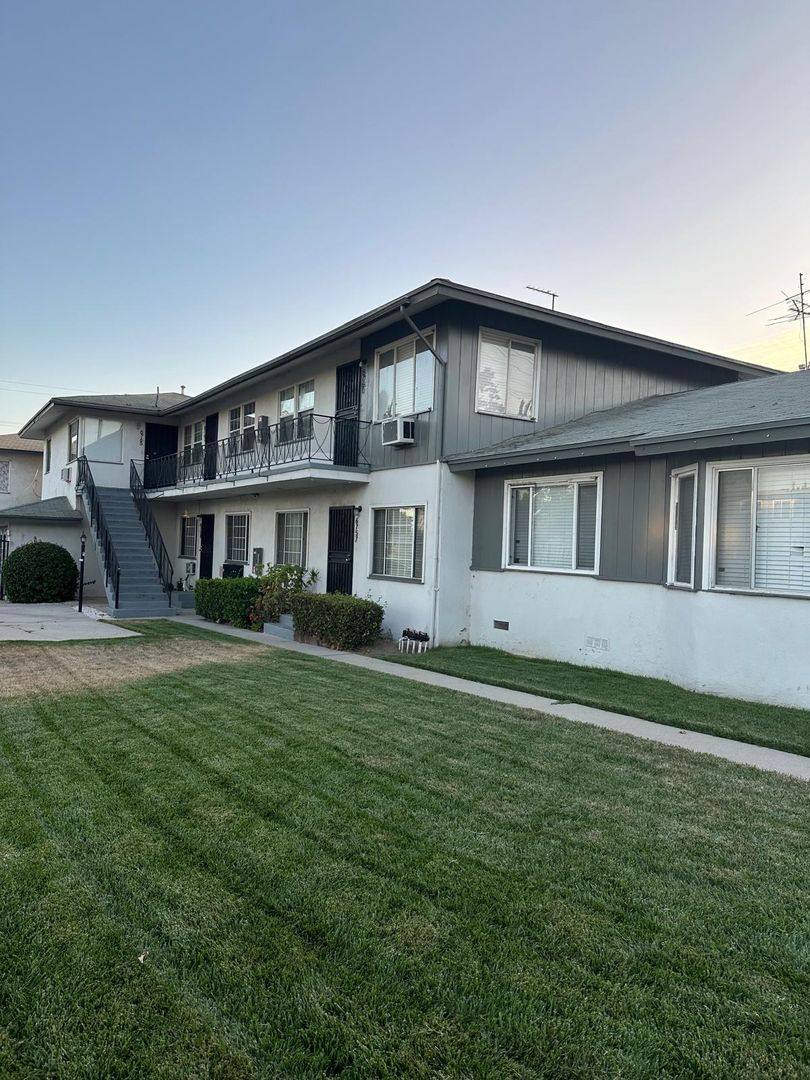 Apartment for rent at 6759 Atoll Ave, North Hollywood, CA 91606
