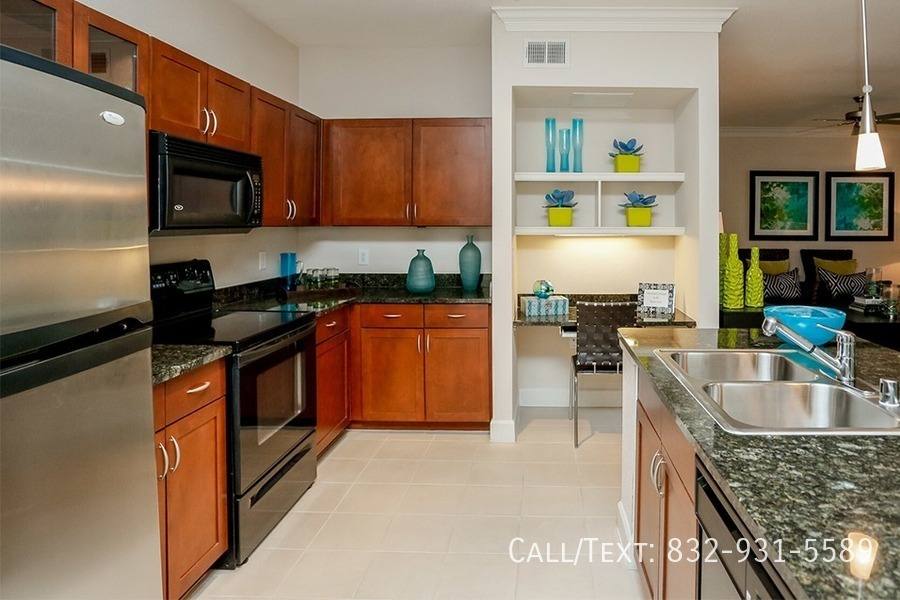 Apartment for rent at 5665 San Felipe St #30S, Houston, TX 77056