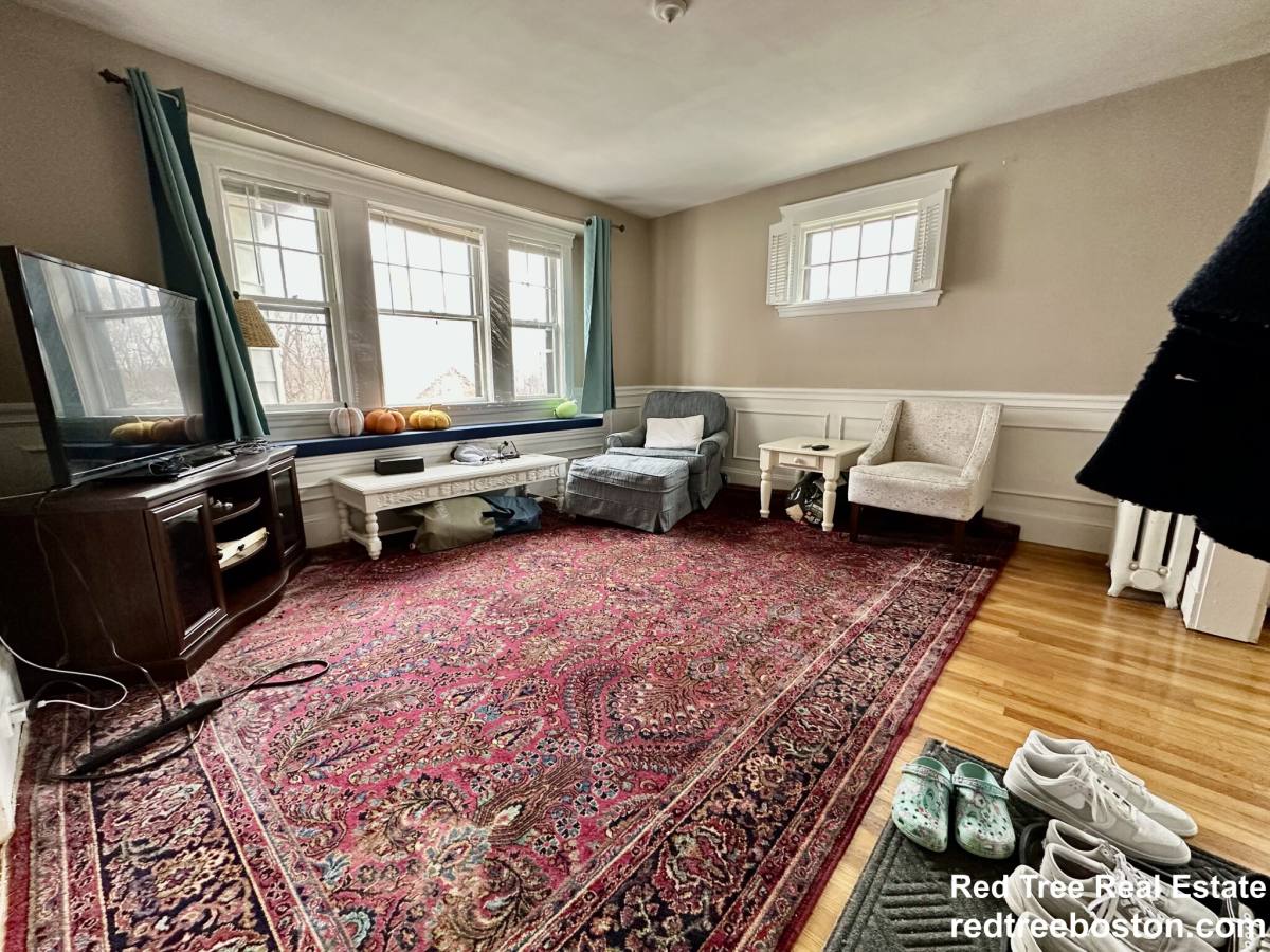 Apartment for rent at 102 Bennett St #2, Brighton, MA 02135