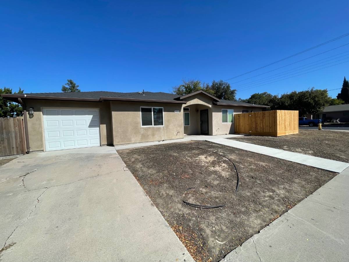 Apartment for rent at 2533 Miller Ave #A, Modesto, CA 95354