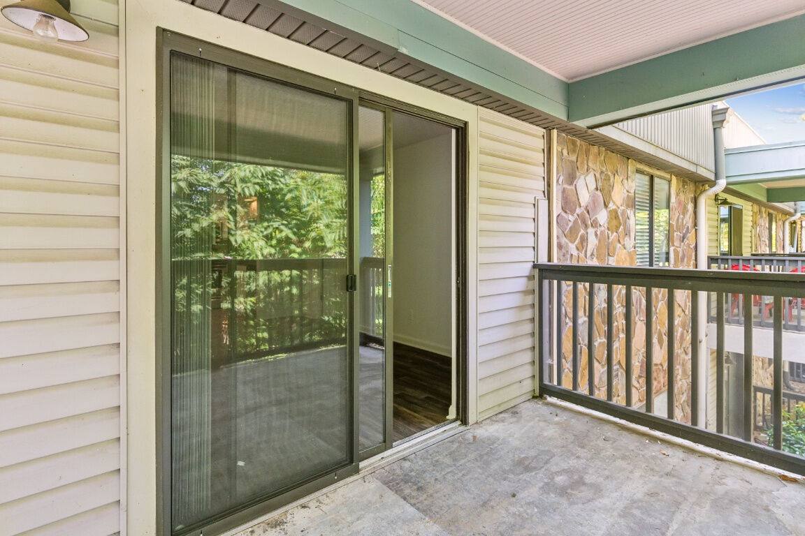 Apartment for rent at The Grove at Hickory Valley, 1521 Hickory Valley Rd, Chattanooga, TN 37421