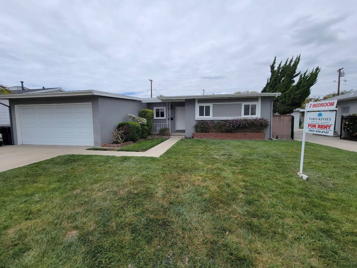 House for rent at 2231 Radnor Ave, Long Beach, CA 90815