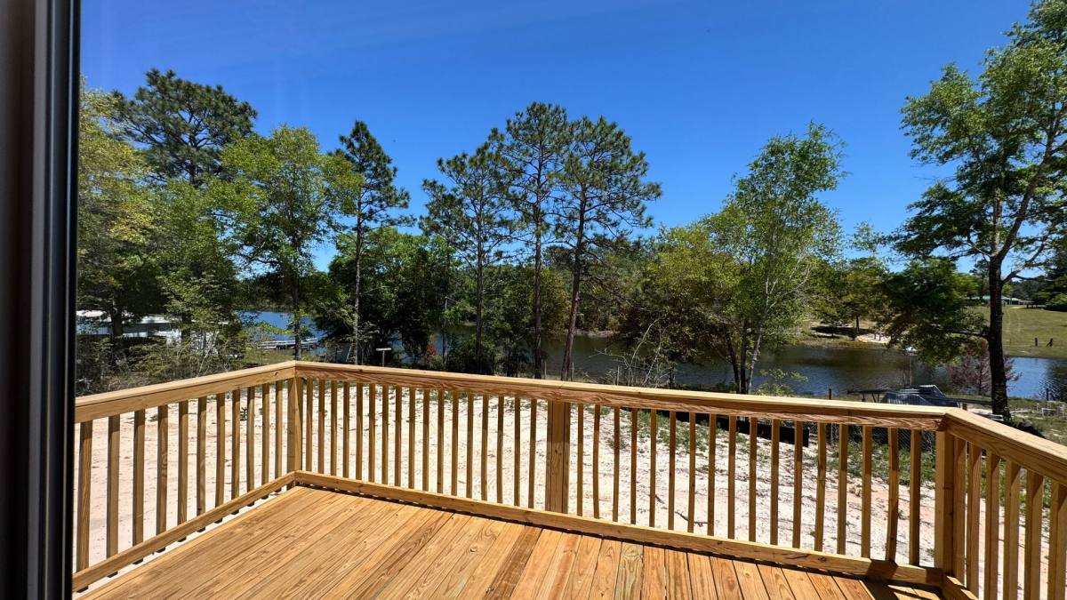 House for rent at 719 Windflower St, Defuniak Springs, FL 32433
