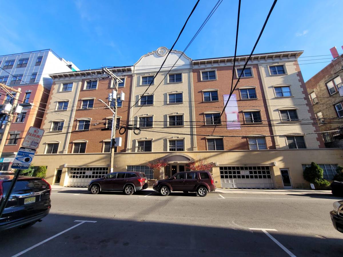 Apartment for rent at 6008 Hudson Ave, West New York, NJ 07093