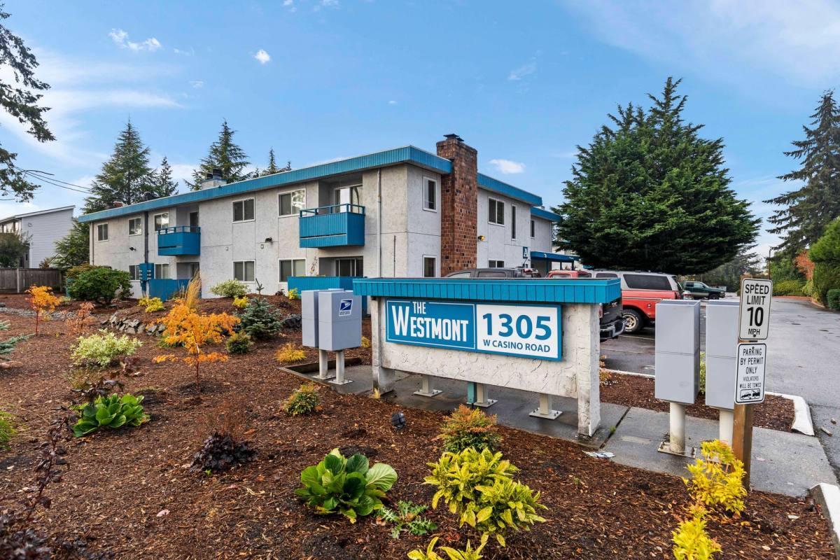 Apartment for rent at 1305 W Casino Rd, Everett, WA 98204