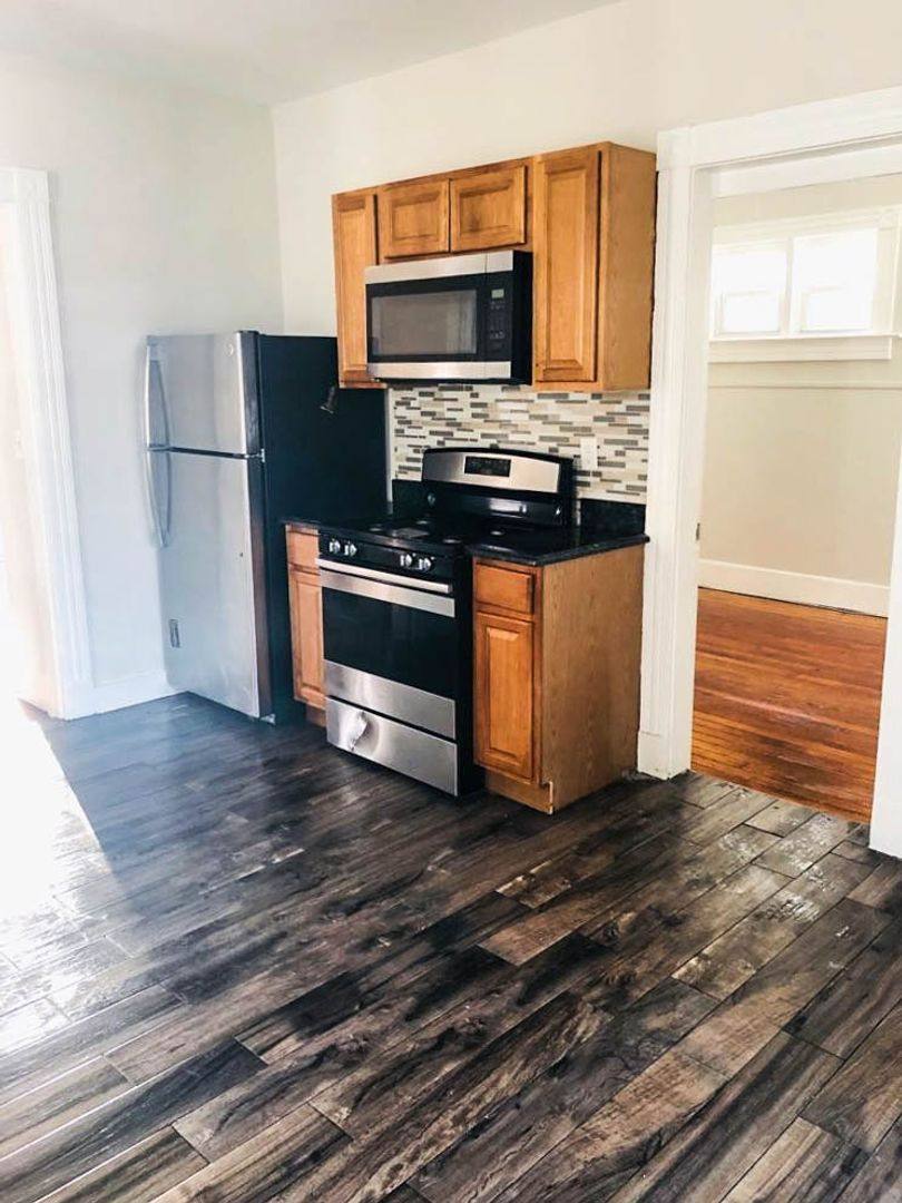 Apartment for rent at 9-11 May St, New Haven, CT 06511