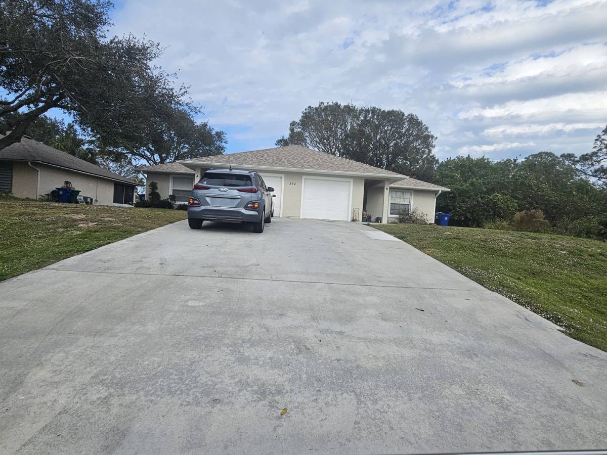 House for rent at 372 Harp Terrace, Sebastian, FL 32958