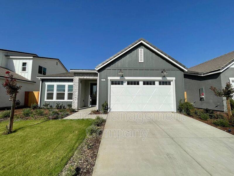 Apartment for rent at 2012 N Hughes Ave, Clovis, CA 93619