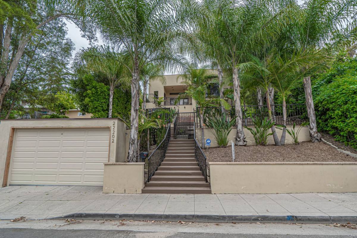 House for rent at 22202 Ave San Luis, Woodland Hills, CA 91364