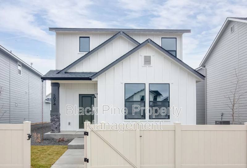 House for rent at 5074 W Milano St, Meridian, ID 83646