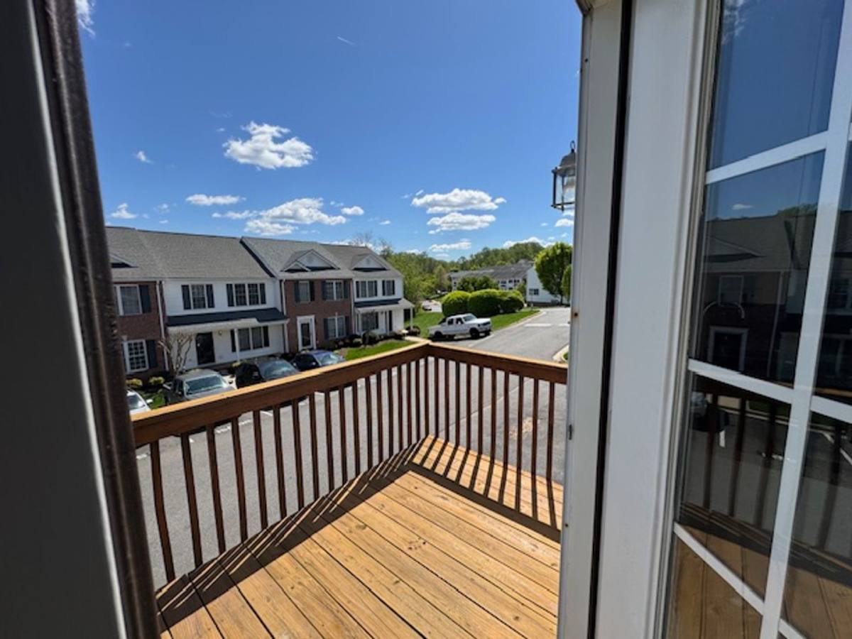 Townhouse for rent at 696 Wyndhurst Dr, Lynchburg, VA 24502