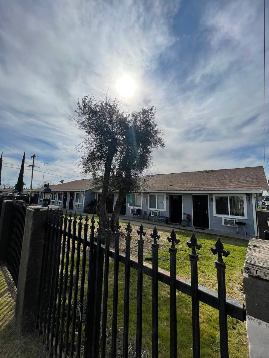 Apartment for rent at 6767 California St, Winton, CA 95388