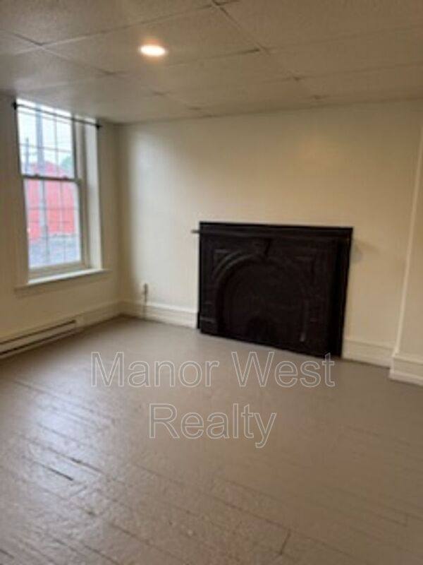 Apartment for rent at 207 W Market St #2F, Pottsville, PA 17901